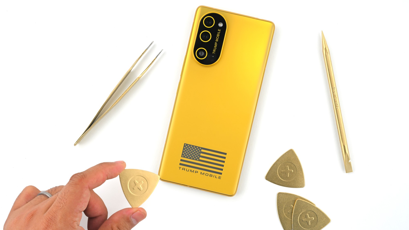T1 拆解全貌：撕掉金漆后的内部