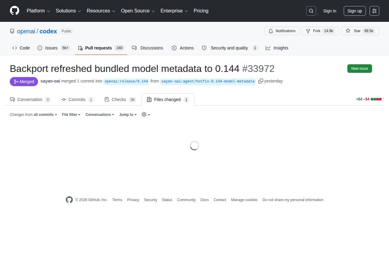 GitHub PR #33972 的 diff 视图，显示 context_window 从 372000 改为 272000