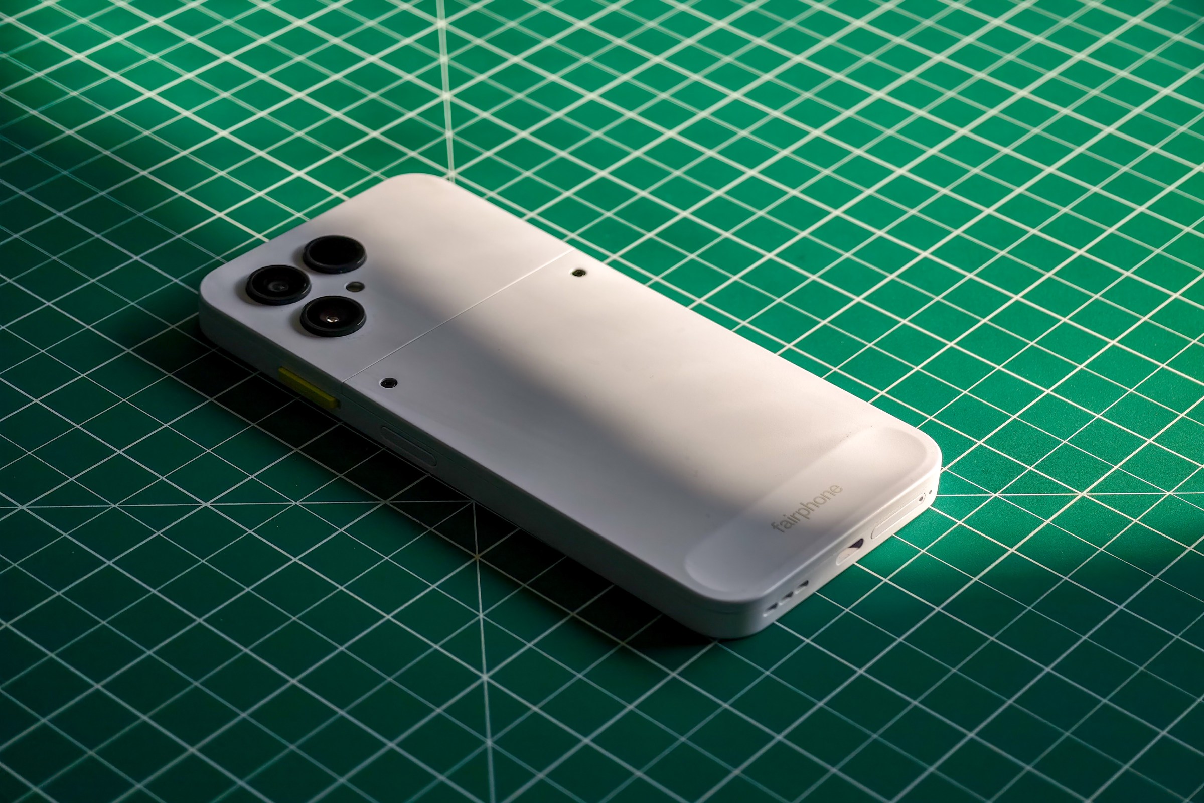 Fairphone 6 模块化拆解