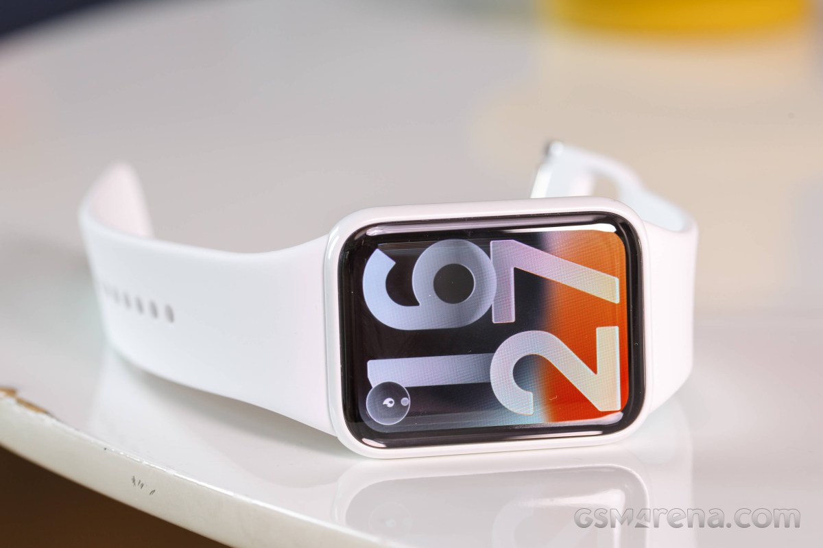 小米手环 10 Pro 陶瓷白版外观