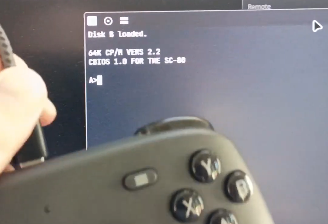 Steam Controller 屏幕显示 Zork 界面