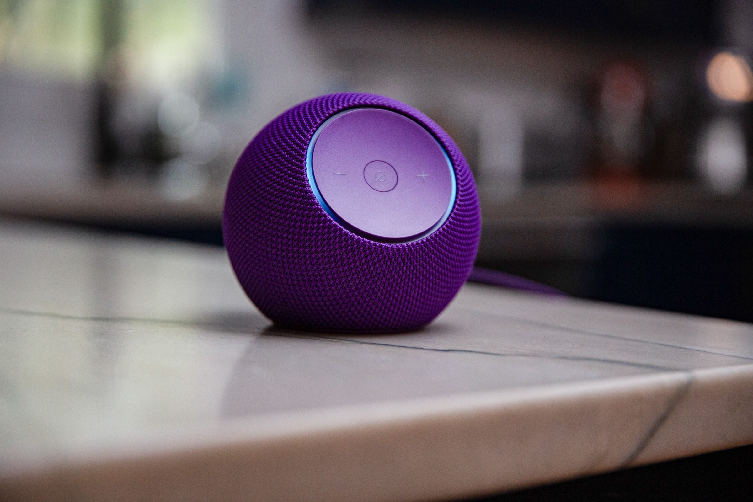 Echo Dot Max 智能音箱