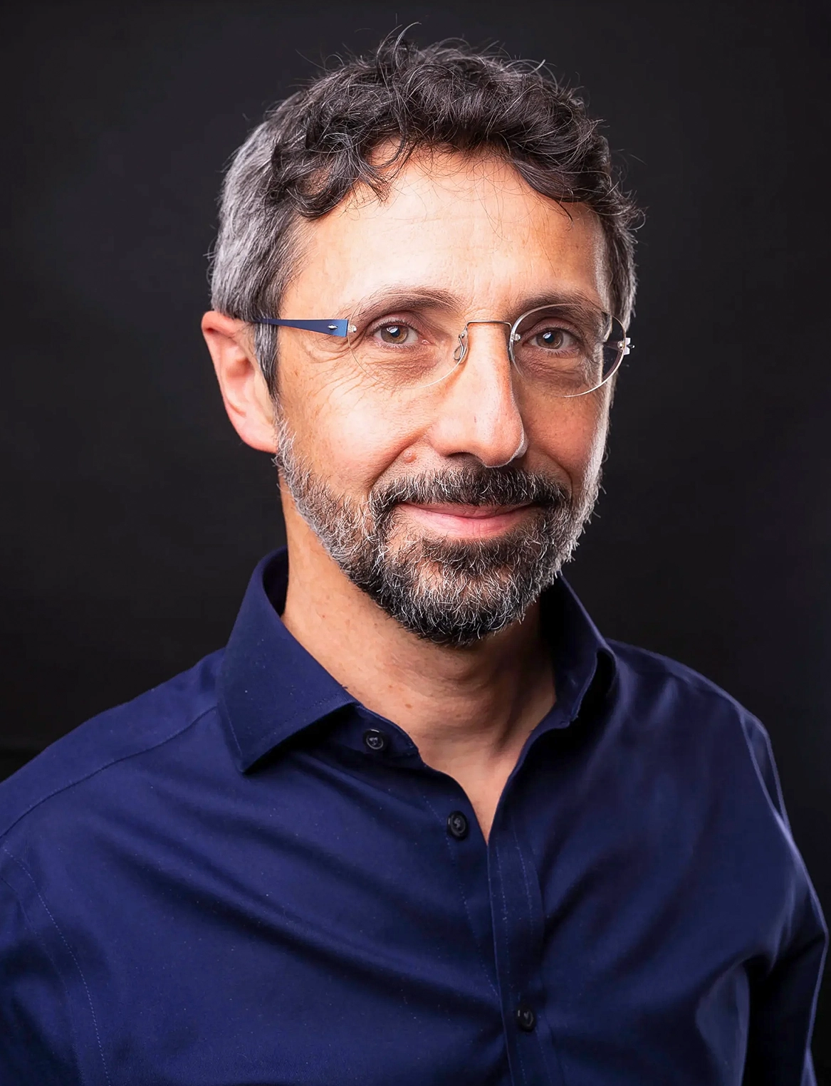 反方学者 Roberto Maiolino 肖像