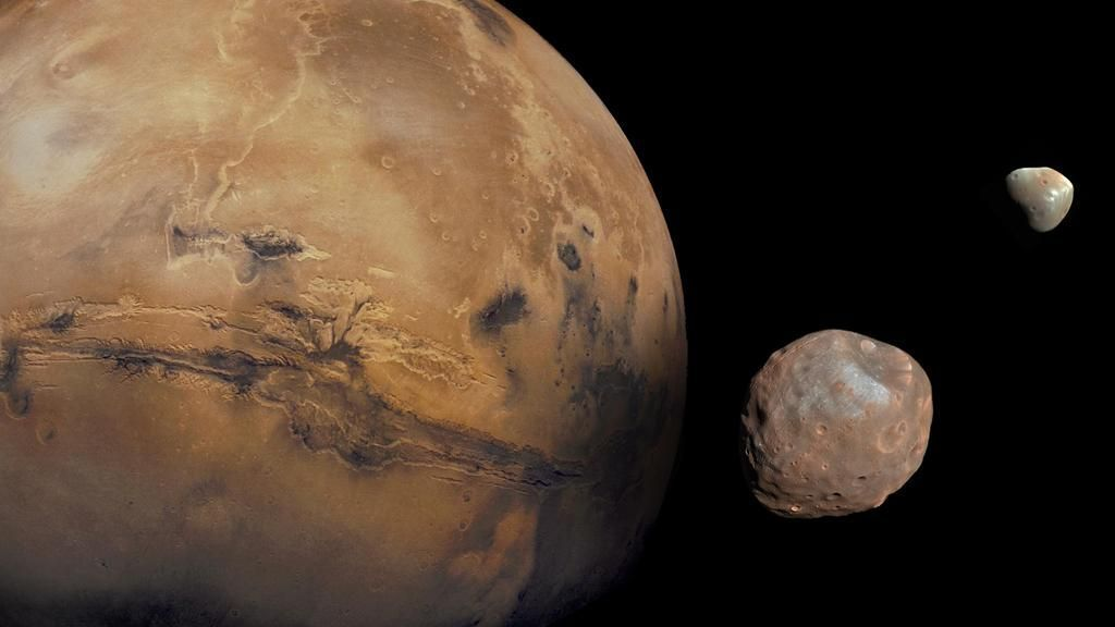 火星与两颗土豆状卫星